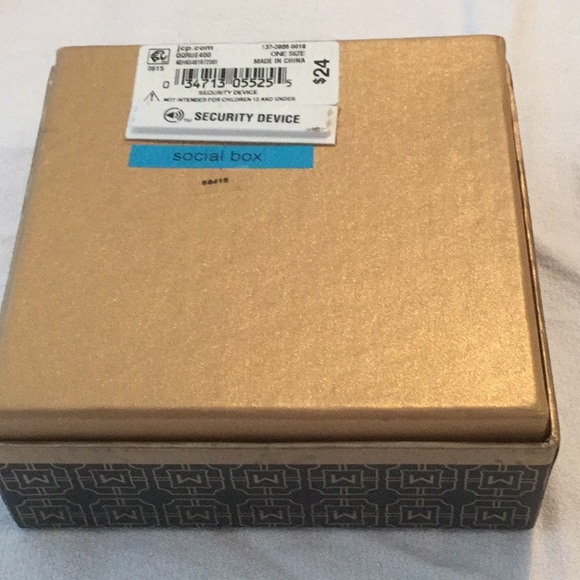 🌹NWT Awesome & Fun Monet Necklace/Earring Set💃 - Picture 7 of 7